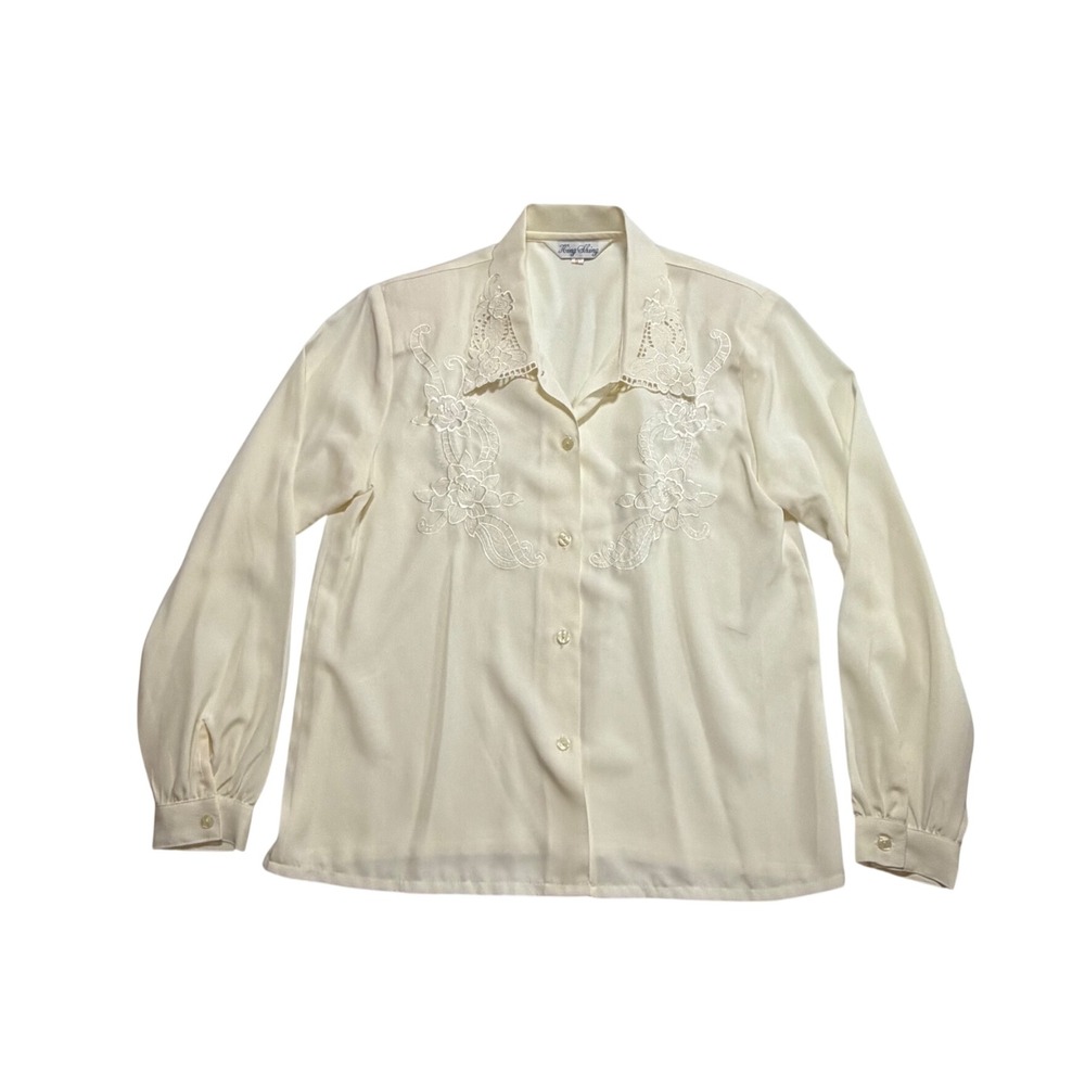 Vintage 70s/80s Hing Shing Cream Embroidered Lace Button Down Blouse
